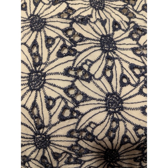 MICHAEL KORS White Navy Embroidered Eyelet Peplum Shirt Top - Womens Size 6 - Picture 8 of 16